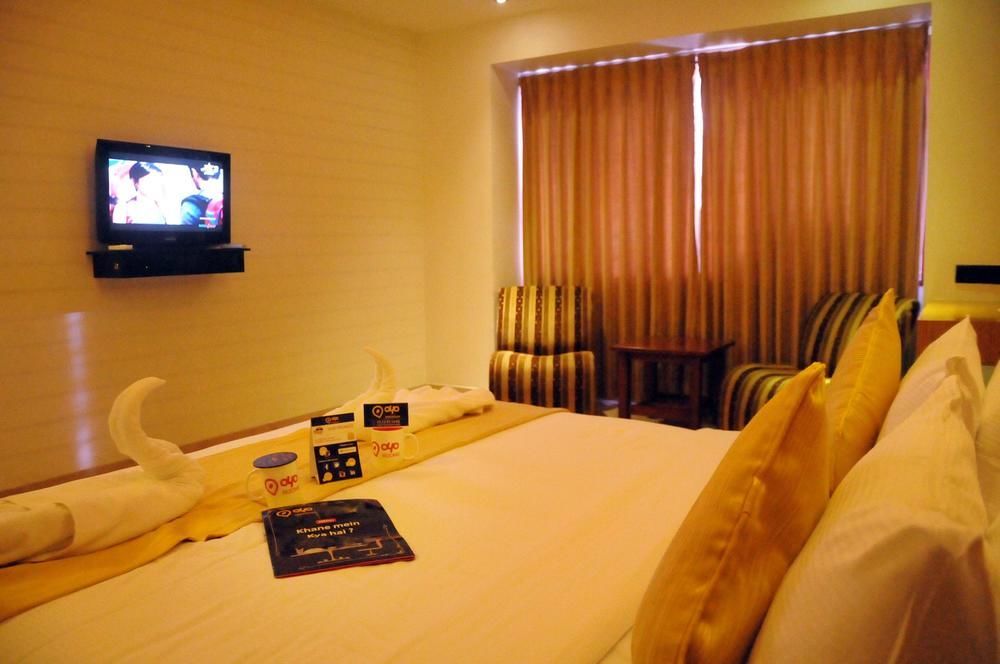 The Castello Residency Hotel โคอิมบาทอร์ ภายนอก รูปภาพ