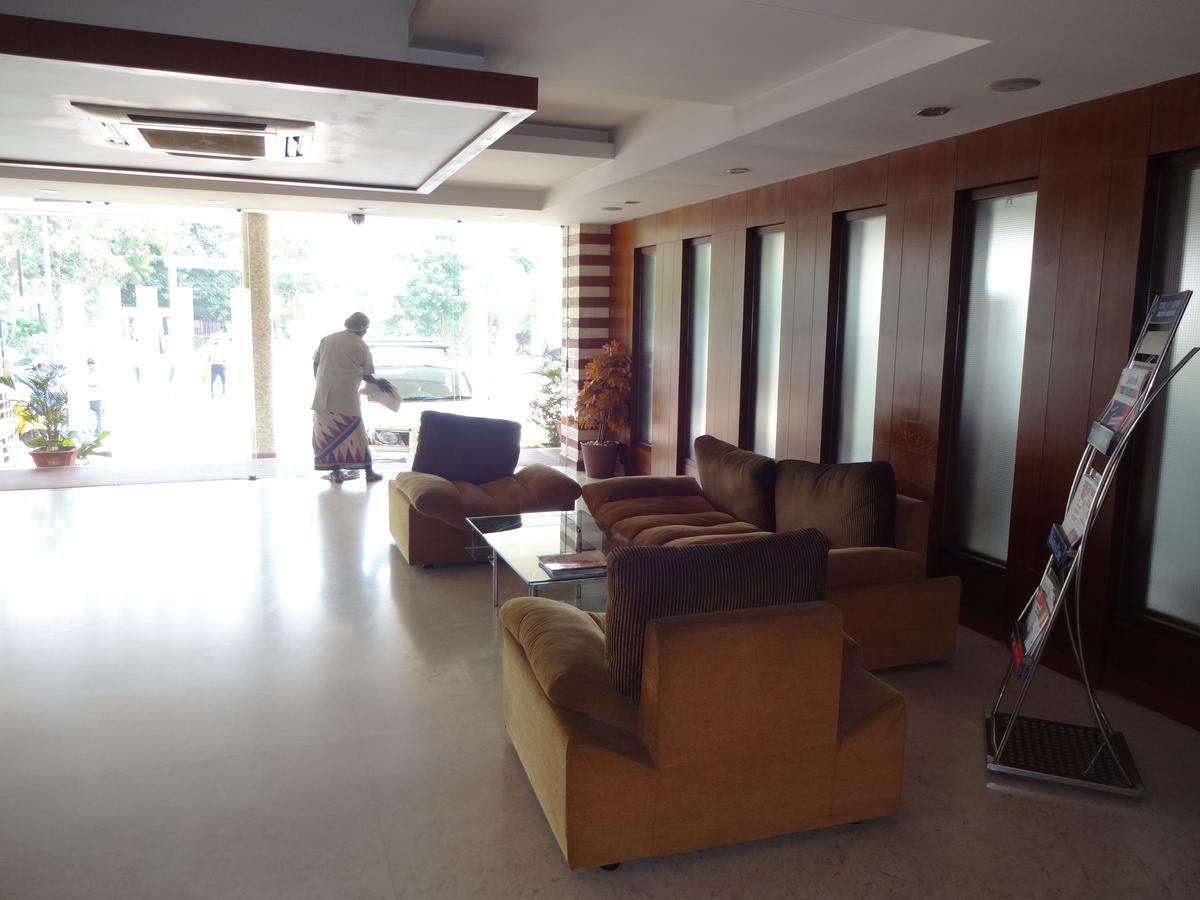The Castello Residency Hotel โคอิมบาทอร์ ภายนอก รูปภาพ